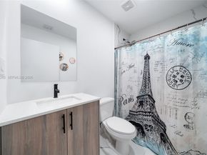 209 NW 13th Pl, Florida City FL 33034