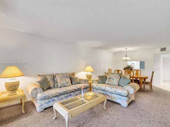 800 SW 137th Ave 102G, Pembroke Pines FL 33027