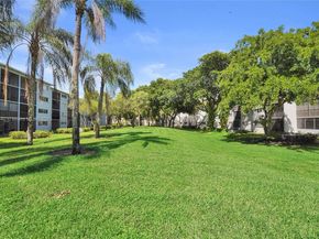 800 SW 137th Ave 102G, Pembroke Pines FL 33027