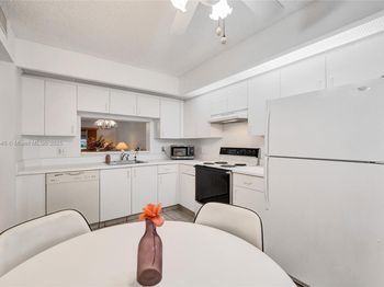 800 SW 137th Ave