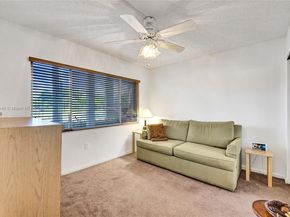 800 SW 137th Ave 102G, Pembroke Pines FL 33027