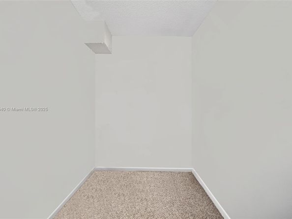 800 SW 137th Ave 102G, Pembroke Pines FL 33027