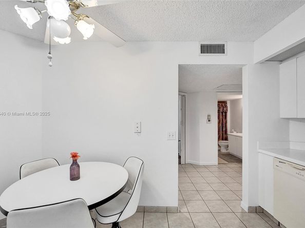 800 SW 137th Ave 102G, Pembroke Pines FL 33027