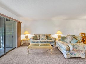 800 SW 137th Ave 102G, Pembroke Pines FL 33027