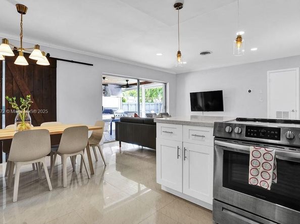 1650 SW 27th Ave, Fort Lauderdale FL 33312