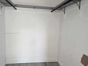 2831 E Sunrise Lakes Dr 208, Sunrise FL 33322