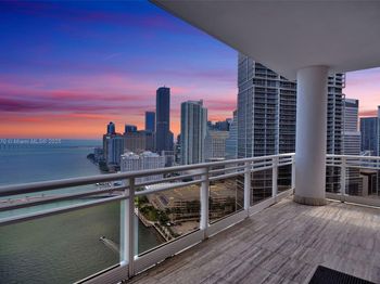 901 Brickell Key Blvd