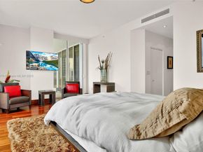 901 Brickell Key Blvd 3204, Miami FL 33131