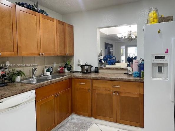 5432 NW 168 Terrace, Miami Gardens FL 33055