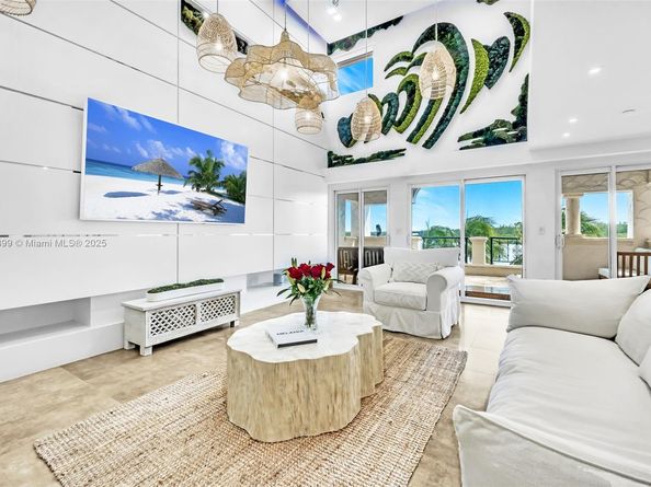 2443 Fisher Island Dr 5403, Miami Beach FL 33109