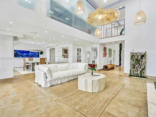 2443 Fisher Island Dr 5403, Miami Beach FL 33109