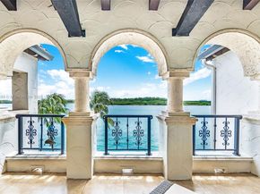 2443 Fisher Island Dr 5403, Miami Beach FL 33109