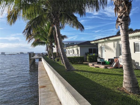 2200 Bay Dr 3, Miami Beach FL 33141