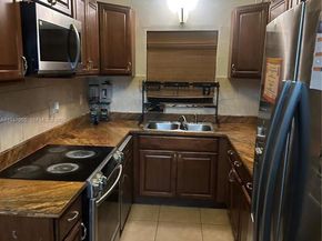 2461 Rodman St, Hollywood FL 33020