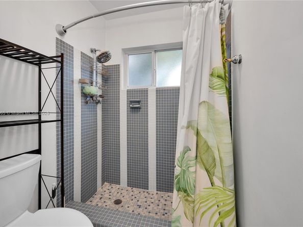 8865 SW 83rd St, Miami FL 33173