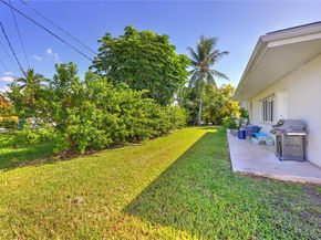 8865 SW 83rd St, Miami FL 33173