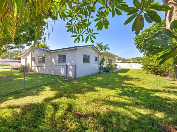 8865 SW 83rd St, Miami FL 33173