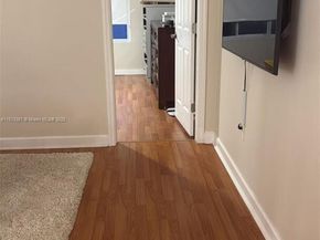 11218 NW 73rd Ter, Doral FL 33178