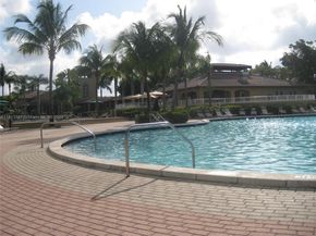 11218 NW 73rd Ter, Doral FL 33178