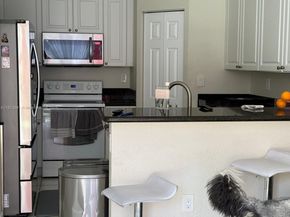 11218 NW 73rd Ter, Doral FL 33178