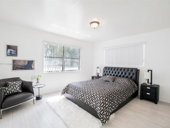 3330 SW 59th Terr, West Park FL 33023