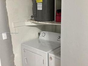 6132 SW 39th St, Miramar FL 33023