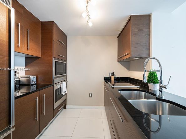 485 Brickell Ave 3109, Miami FL 33131