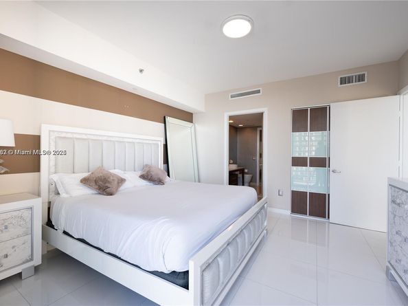 485 Brickell Ave 3109, Miami FL 33131