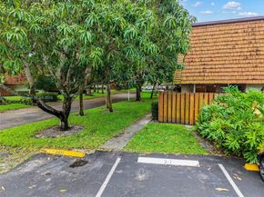 9111 SW 22nd Ct B3, Davie FL 33324