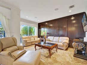 1375 Harbor Vw E, Hollywood FL 33019