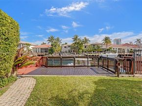 1375 Harbor Vw E, Hollywood FL 33019