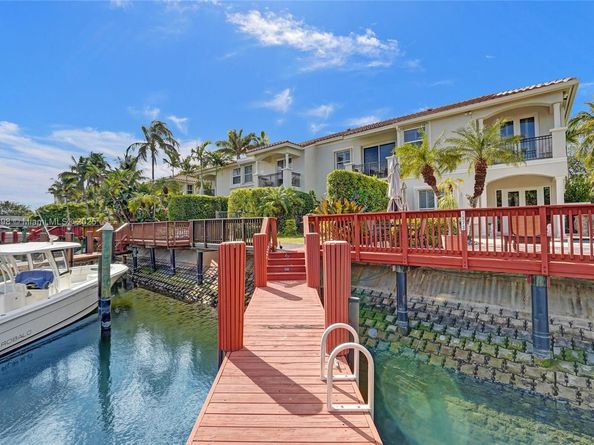 1375 Harbor Vw E, Hollywood FL 33019