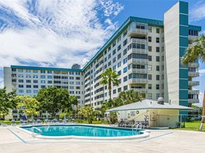 4330 Hillcrest Dr 405, Hollywood FL 33021