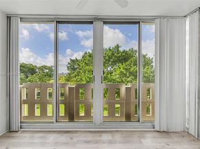 4330 Hillcrest Dr 405, Hollywood FL 33021