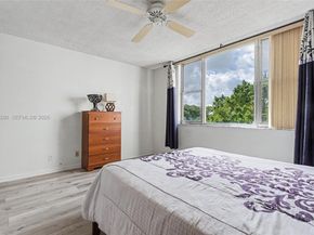 4330 Hillcrest Dr 405, Hollywood FL 33021
