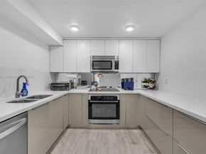 9735 NW 52nd St 223, Doral FL 33178