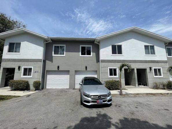 813 NW 3rd Ave, Fort Lauderdale FL 33311