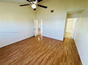 3445 NW 44th St 201, Oakland Park FL 33309