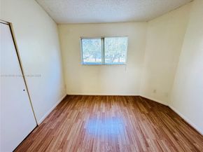 3445 NW 44th St 201, Oakland Park FL 33309