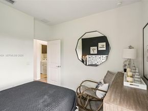 2343 Rollingwood Ct, Oakland Park FL 33309