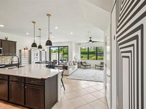 2343 Rollingwood Ct, Oakland Park FL 33309