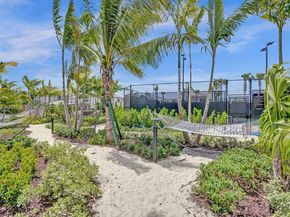 2343 Rollingwood Ct, Oakland Park FL 33309