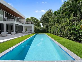 112 W Palm Midway, Miami Beach FL 33139