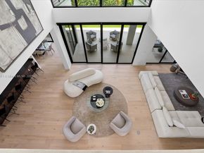 112 W Palm Midway, Miami Beach FL 33139