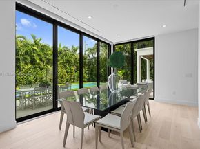 112 W Palm Midway, Miami Beach FL 33139