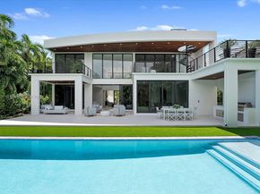 112 W Palm Midway, Miami Beach FL 33139