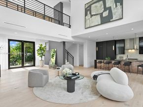 112 W Palm Midway, Miami Beach FL 33139