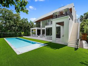 112 W Palm Midway, Miami Beach FL 33139