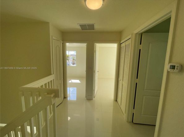 7317 NW 174th Ter 102, Hialeah FL 33015