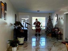 2614 Fillmore St, Hollywood FL 33020